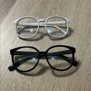 Non Prescription Black and White 2in Glasses Bundle